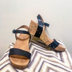Abella: True Comfort Wedge